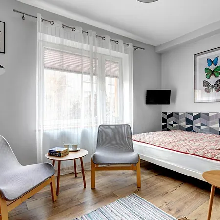 Wesola Z Lazienkami I Dostepem Do Kuchni W Centrum Krynicy Zdroju Bezplatne Miejsca Postojowe Krynica Zdroj