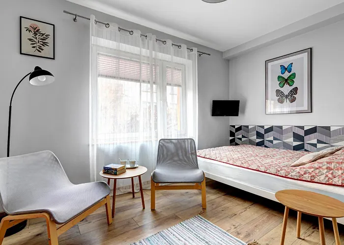 Wesola Z Lazienkami I Dostepem Do Kuchni W Centrum Krynicy Zdroju Bezplatne Miejsca Postojowe Krynica Zdroj