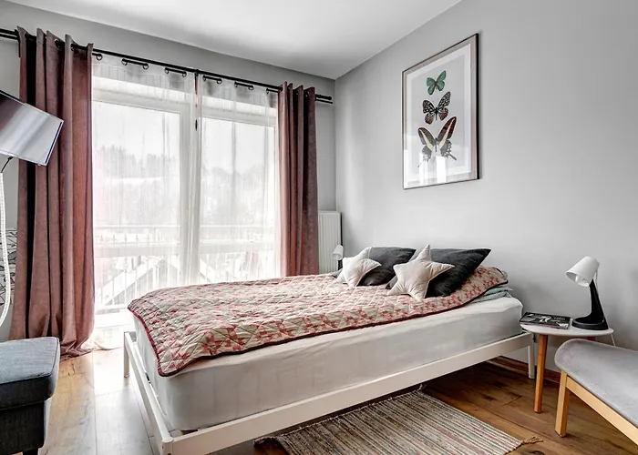 Wesola Z Lazienkami I Dostepem Do Kuchni W Centrum Krynicy Zdroju Bezplatne Miejsca Postojowe * Krynica Zdroj