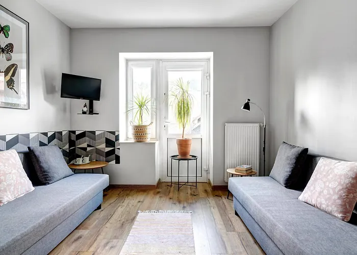 Wesola Z Lazienkami I Dostepem Do Kuchni W Centrum Krynicy Zdroju Bezplatne Miejsca Postojowe Δωμάτια σε οικογενειακή κατοικία *